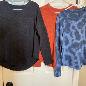 Time and tru women’s long sleeve shirts size small